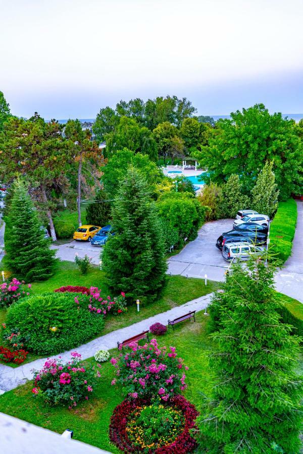 Hotel Decebal Neptun Exterior photo